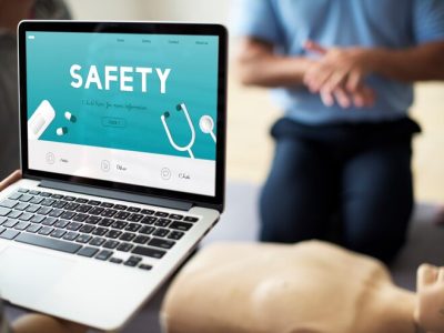 aid-healthcare-medical-safety-checkup_53876-121319